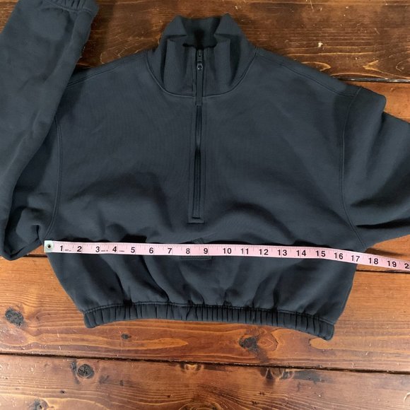 Adidas Cropped Half Zip Small Streetwear Women's Cotton Blend Sweatshirt  EUC - Picture 13 of 16